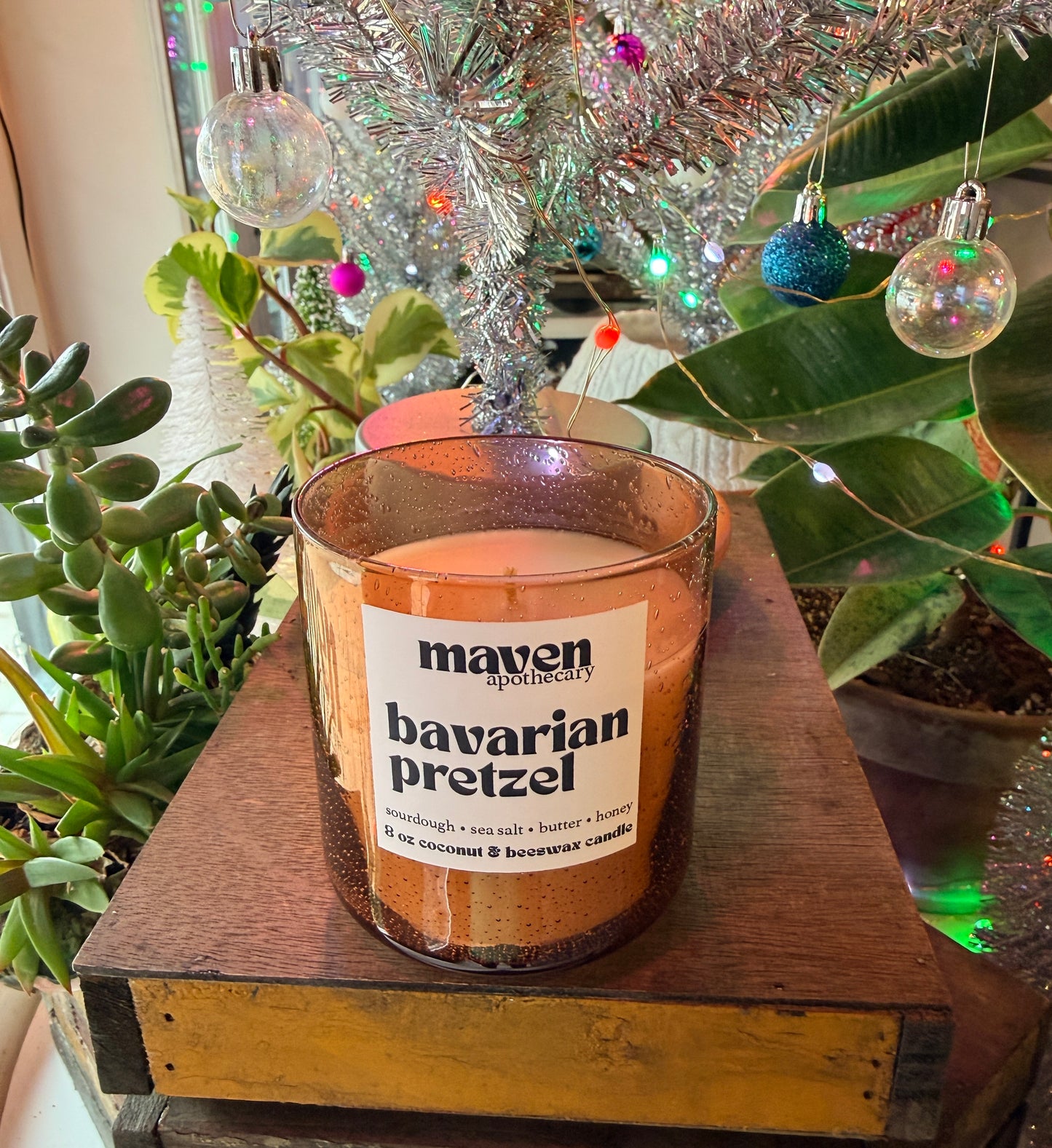 Bavarian Pretzel Beeswax & Coconut Wax Candle 8oz