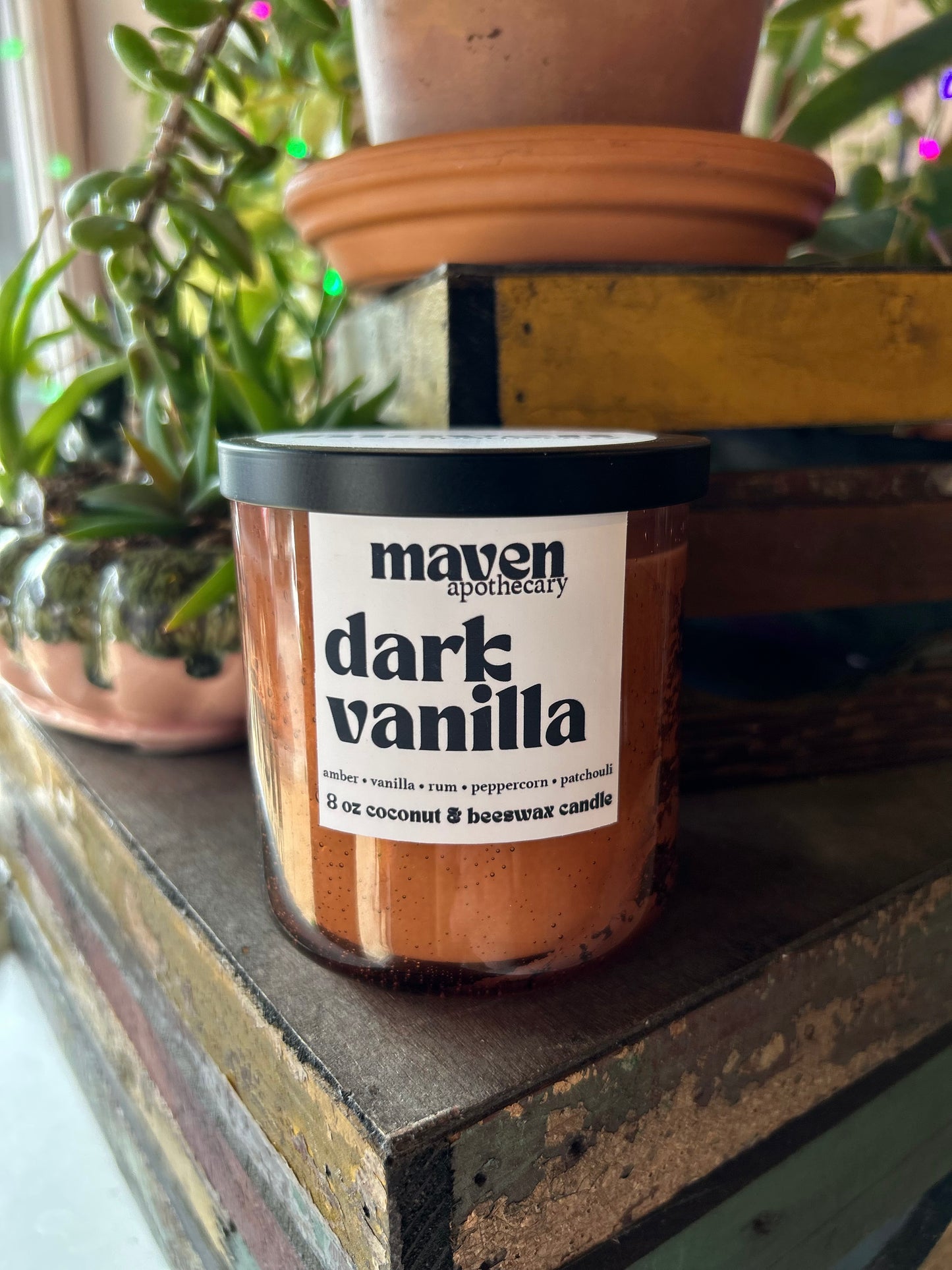 Dark Vanilla Beeswax & Coconut Wax Candle 8oz