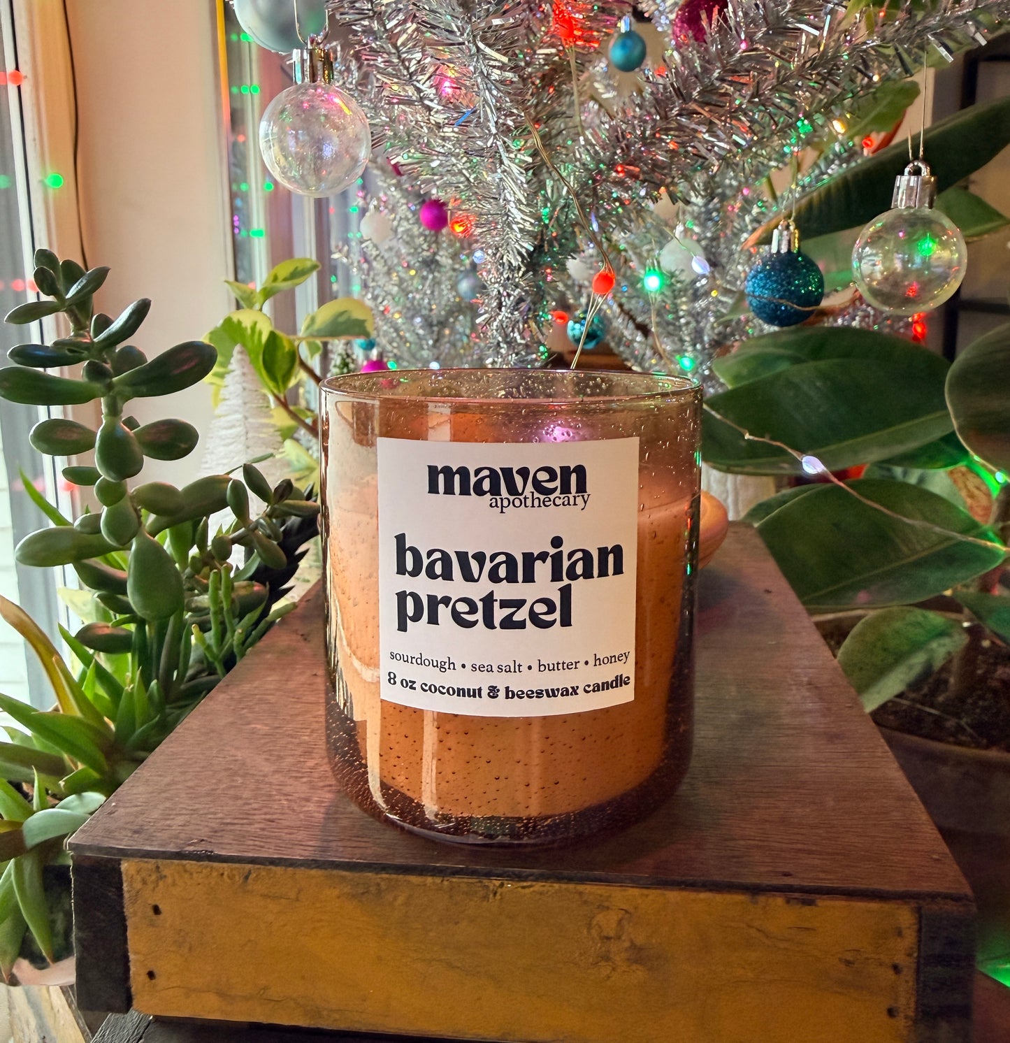 Bavarian Pretzel Beeswax & Coconut Wax Candle 8oz